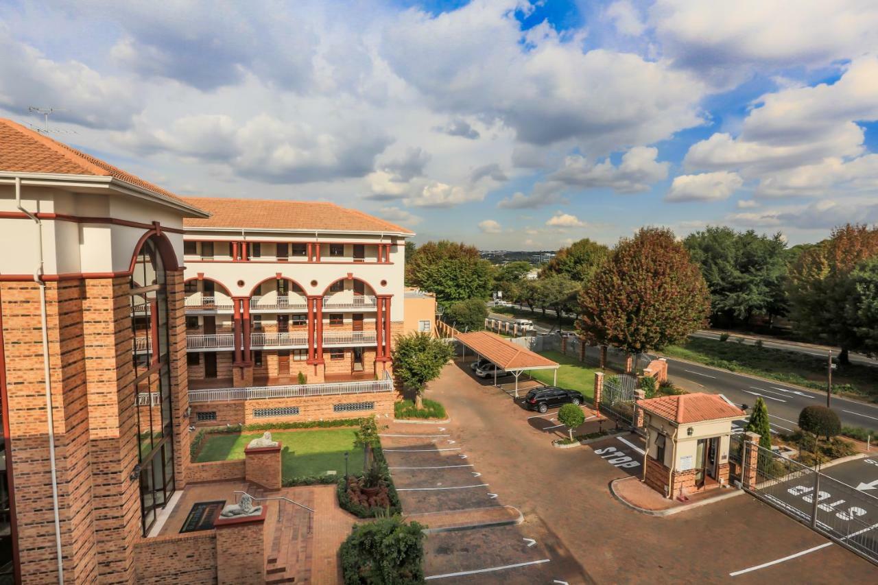 Westay Timessquare Apartments Sandton Exterior foto